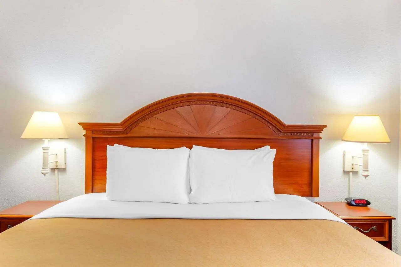 Suburban Extended Stay Hotel Phoenix Scottsdale West 2*,  Ηνωμένες Πολιτείες της Αμερικής