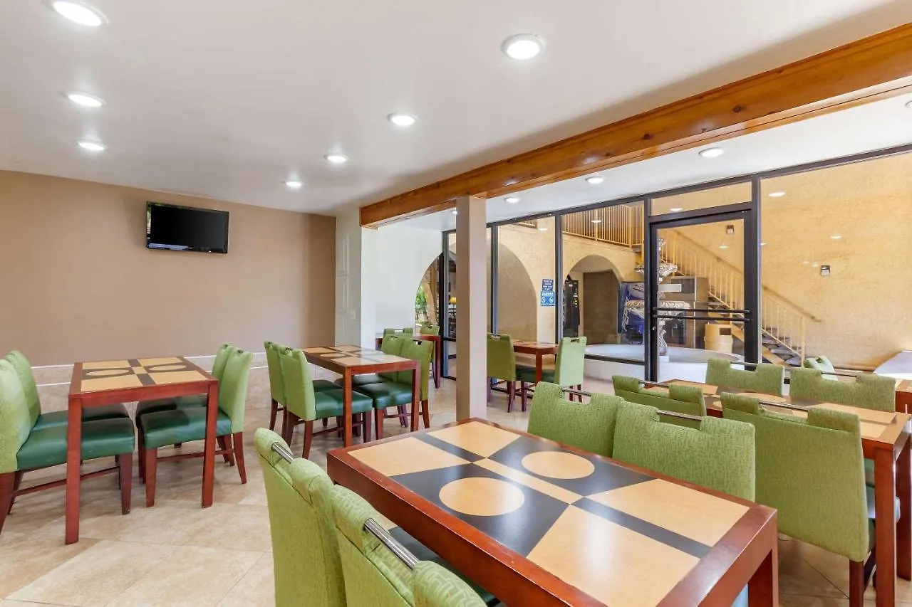 Suburban Extended Stay Hotel Phoenix Scottsdale West